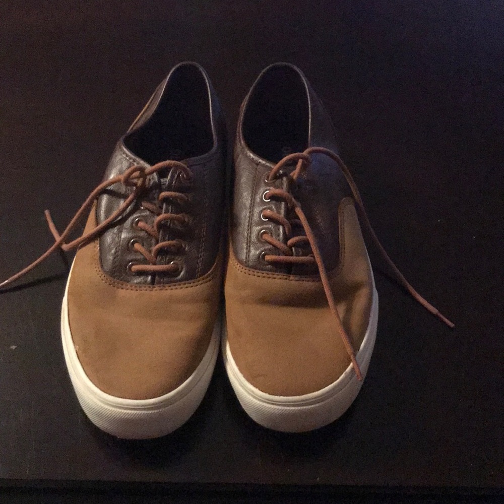 Old navy shoes